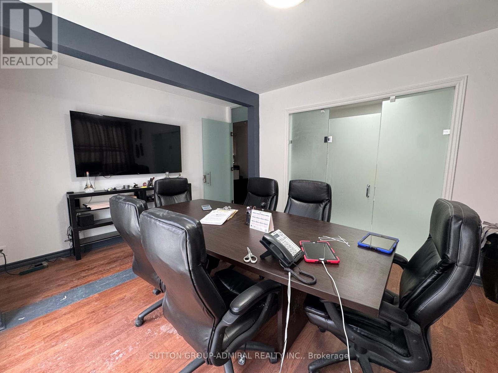 2000 Eglinton Avenue W, Toronto, Ontario  M6E 2J9 - Photo 10 - W13759880