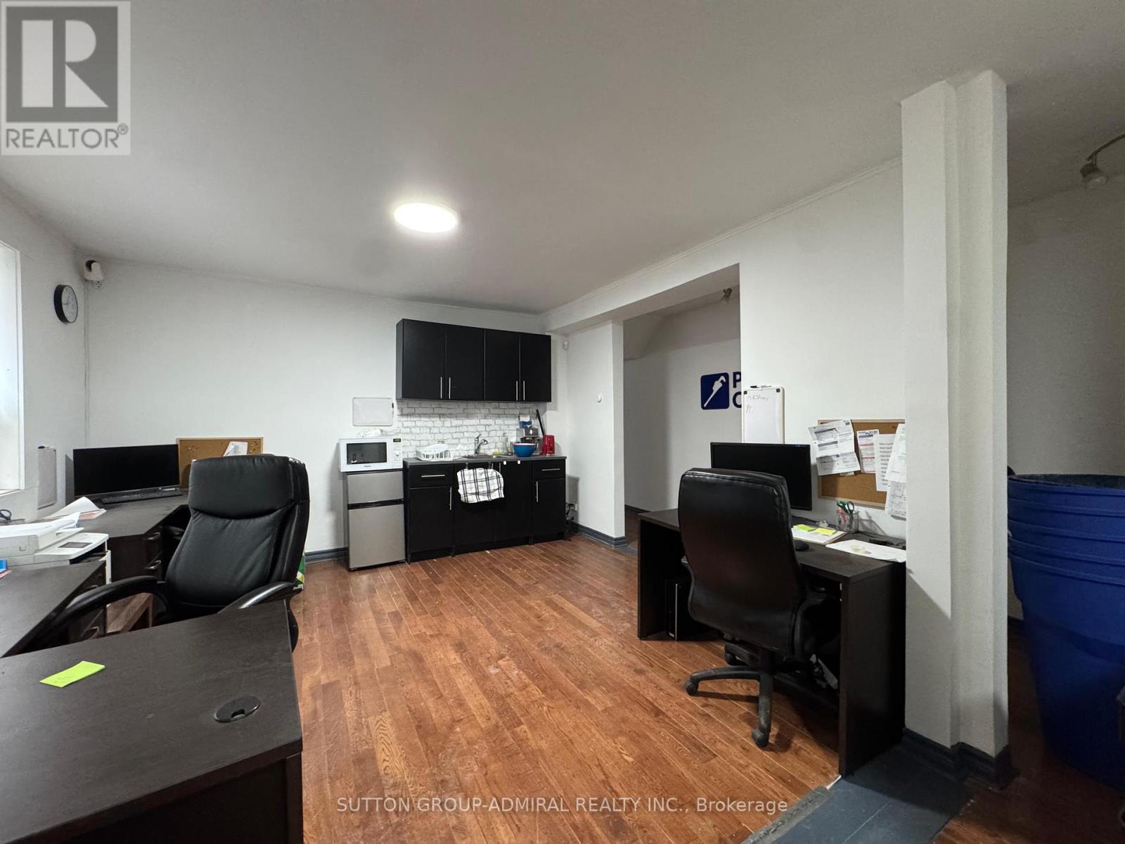 2000 Eglinton Avenue W, Toronto, Ontario  M6E 2J9 - Photo 6 - W13759880