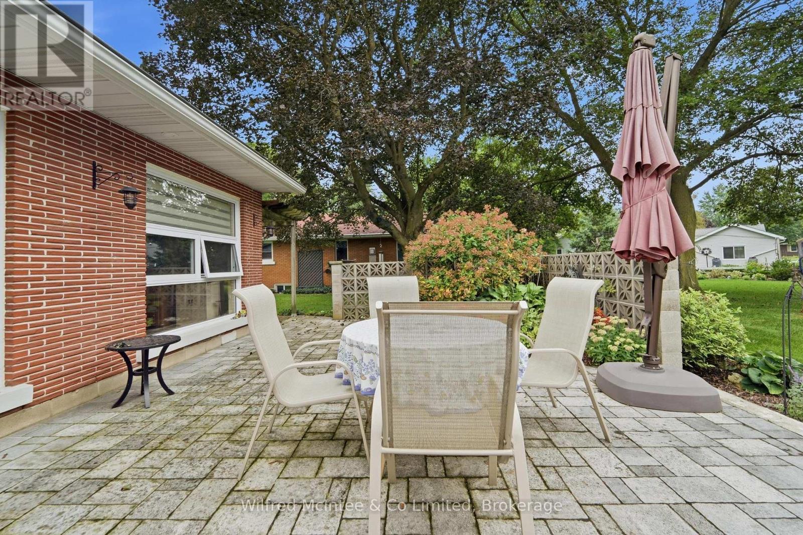31 Johnstone Boulevard, Brockton, Ontario  N0G 2V0 - Photo 17 - X13759682