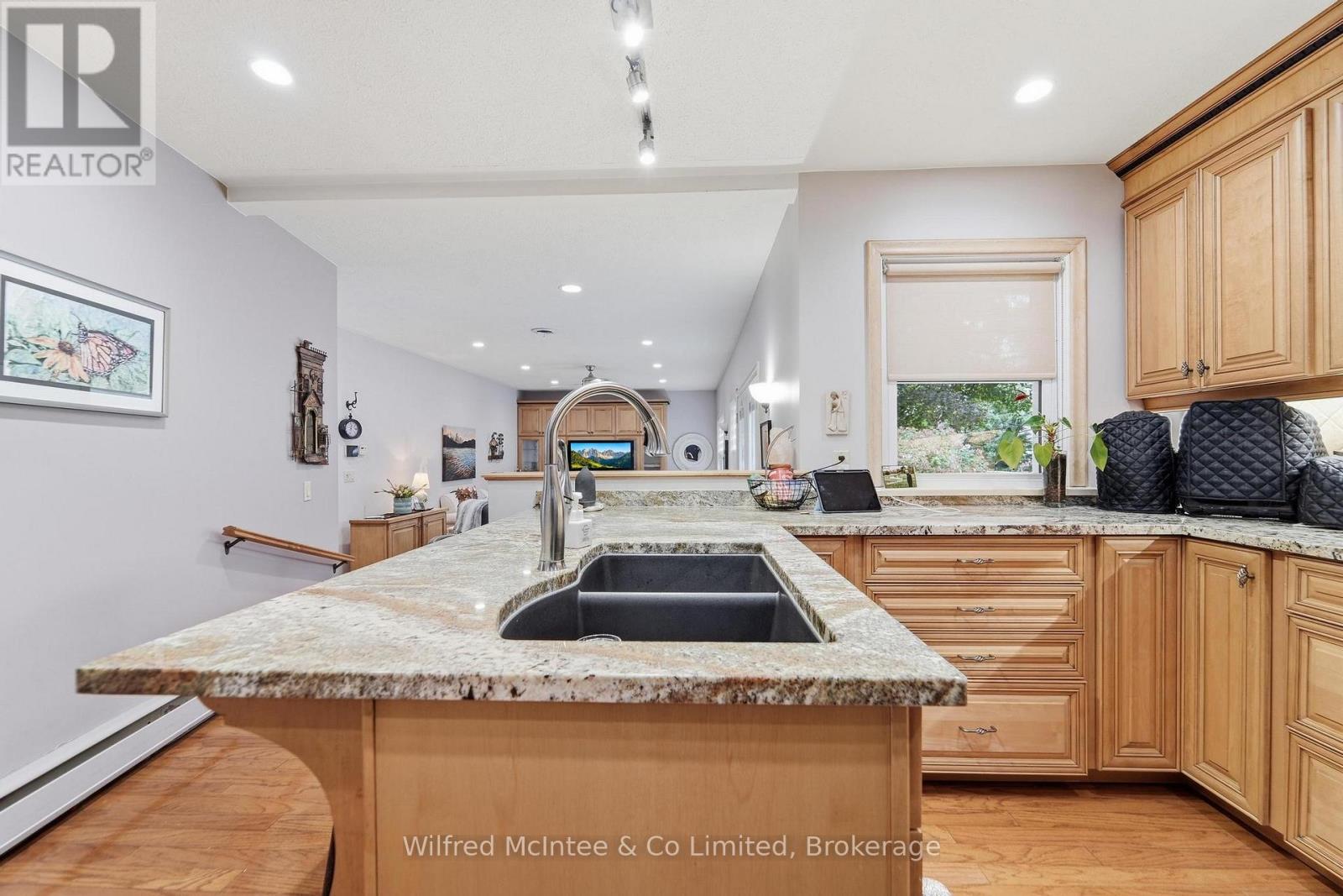 31 Johnstone Boulevard, Brockton, Ontario  N0G 2V0 - Photo 36 - X13759682