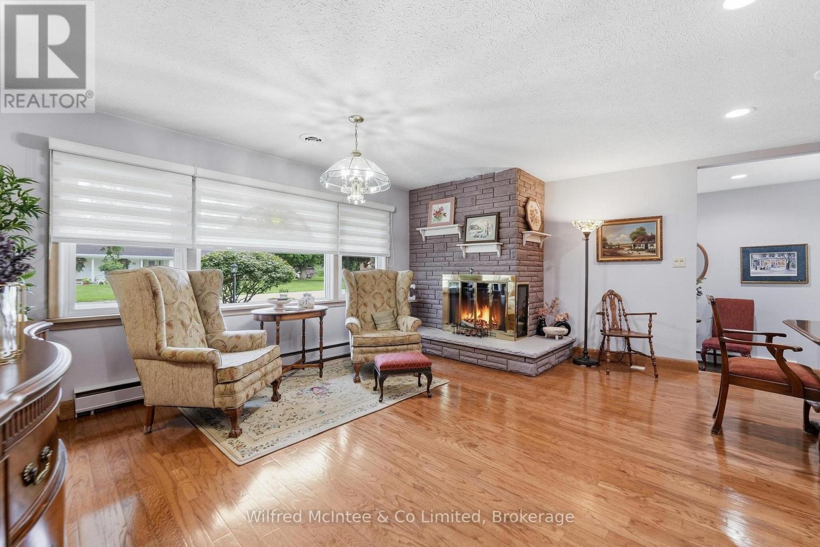 31 Johnstone Boulevard, Brockton, Ontario  N0G 2V0 - Photo 40 - X13759682