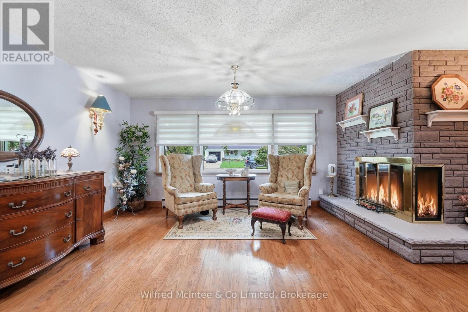 31 Johnstone Boulevard, Brockton, Ontario  N0G 2V0 - Photo 41 - X13759682