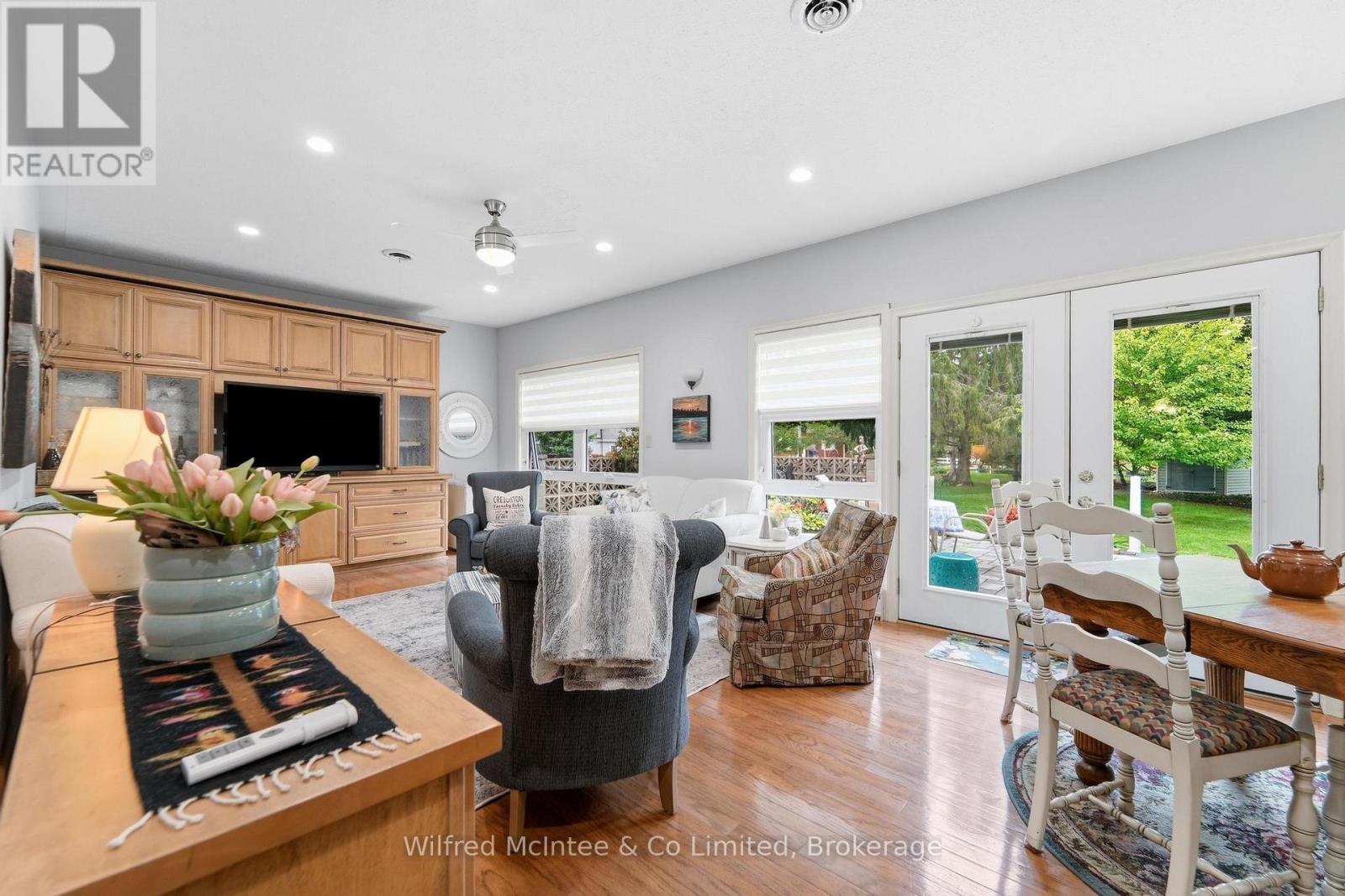 31 Johnstone Boulevard, Brockton, Ontario  N0G 2V0 - Photo 49 - X13759682