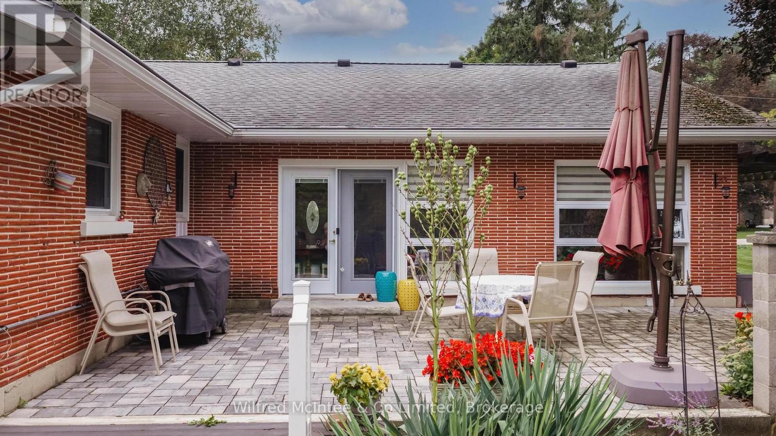 31 Johnstone Boulevard, Brockton, Ontario  N0G 2V0 - Photo 9 - X13759682
