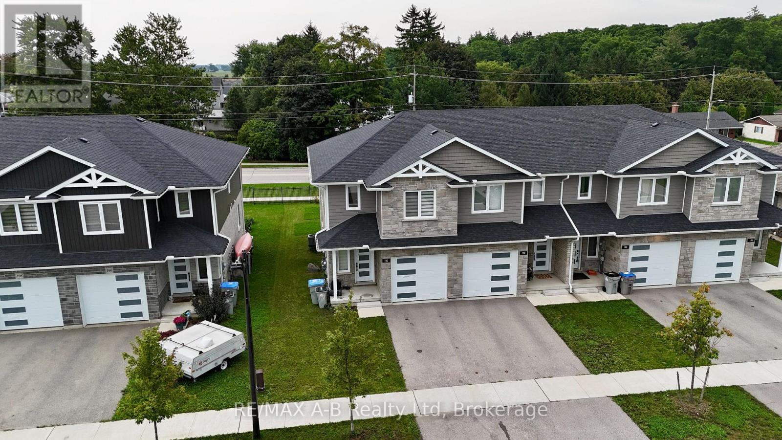 192 Hooper Street, St. Marys, Ontario  N4X 0C1 - Photo 3 - X13759740