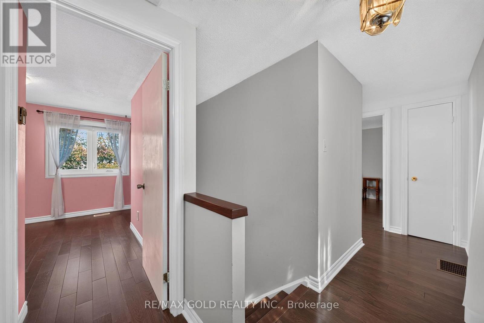 10 Jeffrey Street, Brampton, Ontario  L6S 2M9 - Photo 34 - W13759886