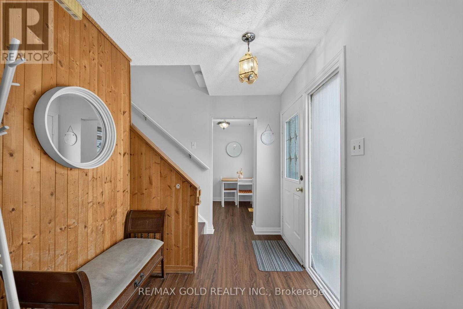 10 Jeffrey Street, Brampton, Ontario  L6S 2M9 - Photo 5 - W13759886