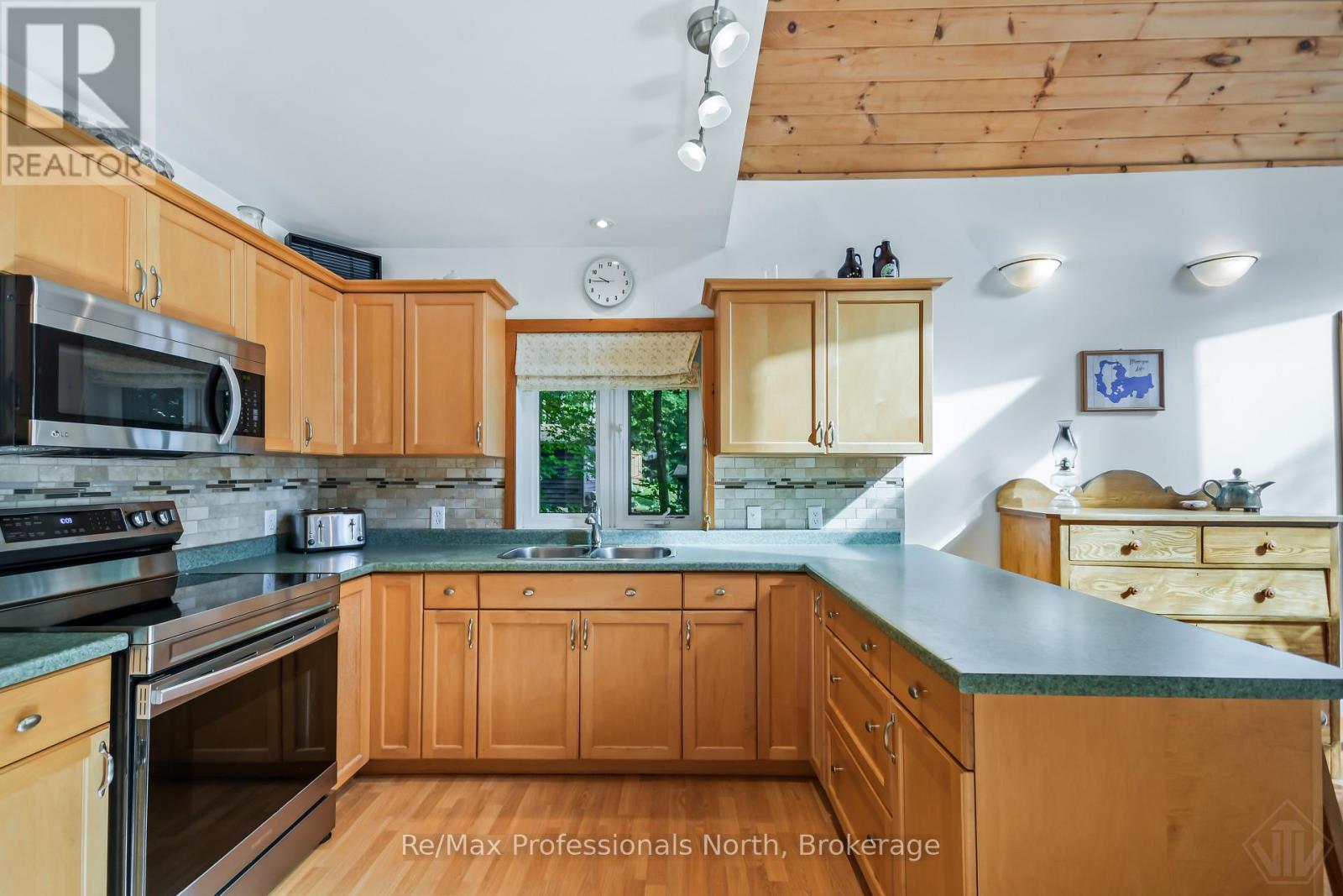 1101 Morrison Lake Road N, Gravenhurst, Ontario  P0E 1G0 - Photo 13 - X13759762