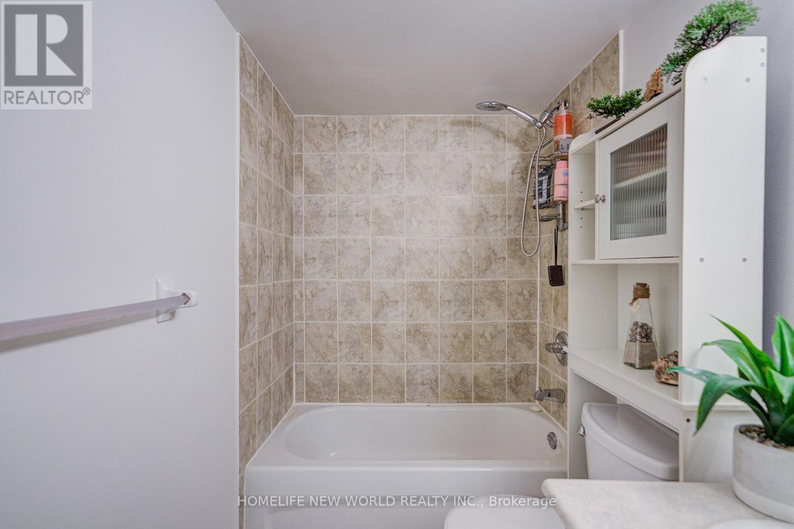 2087 - 3045 Finch Avenue W, Toronto, Ontario  M9M 0A5 - Photo 9 - W13759906