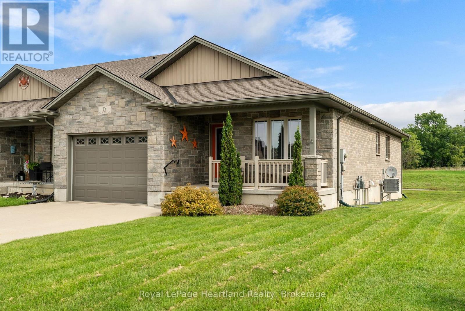 17 Clayton Street, West Perth (Mitchell), Ontario  N0K 1N0 - Photo 1 - X13759772