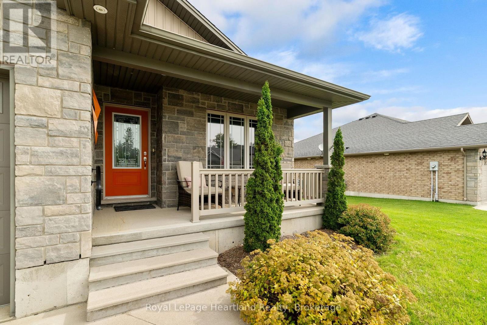 17 Clayton Street, West Perth (Mitchell), Ontario  N0K 1N0 - Photo 3 - X13759772