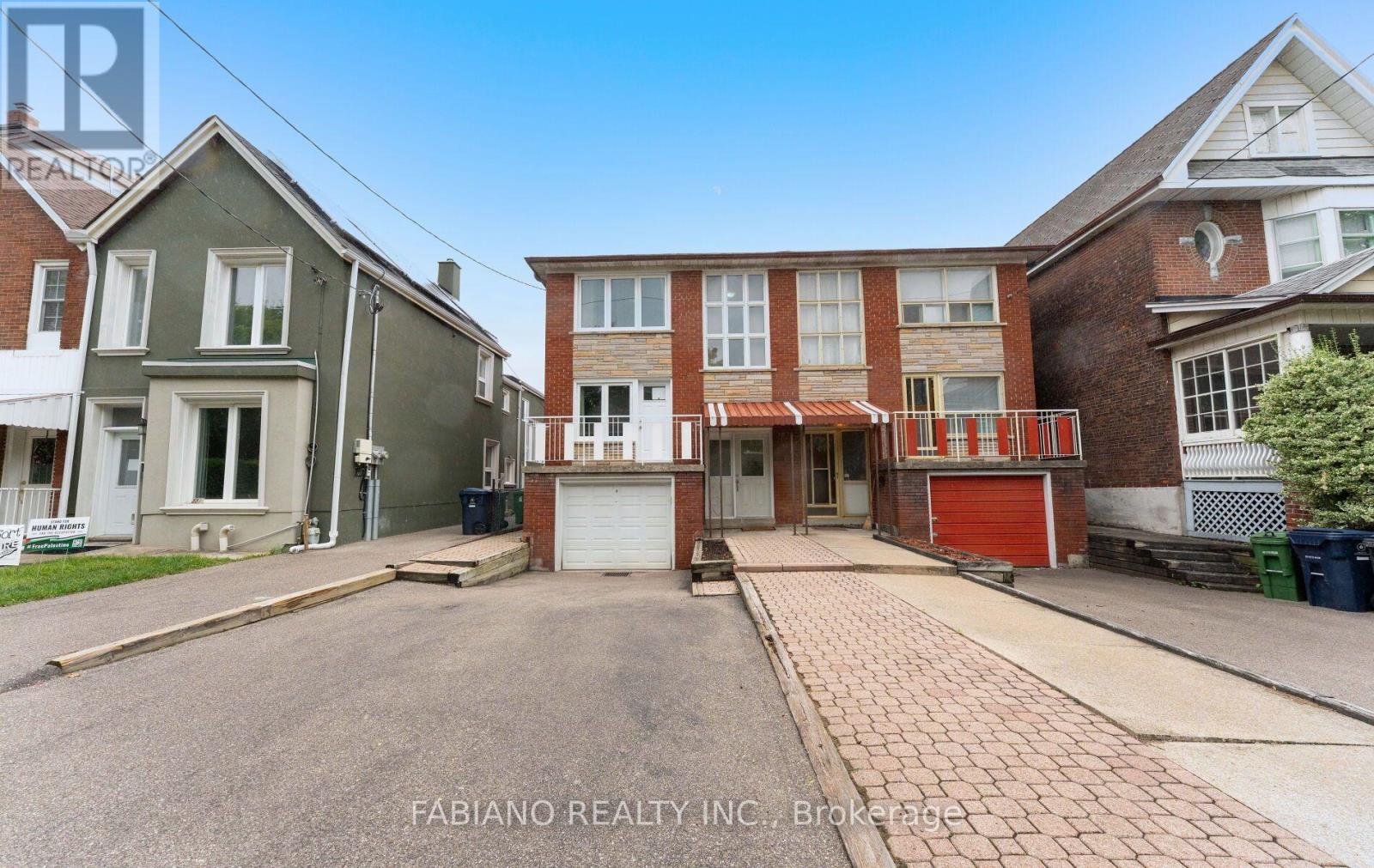 549 Gladstone Avenue, Toronto, Ontario  M6H 3J3 - Photo 2 - W13759914