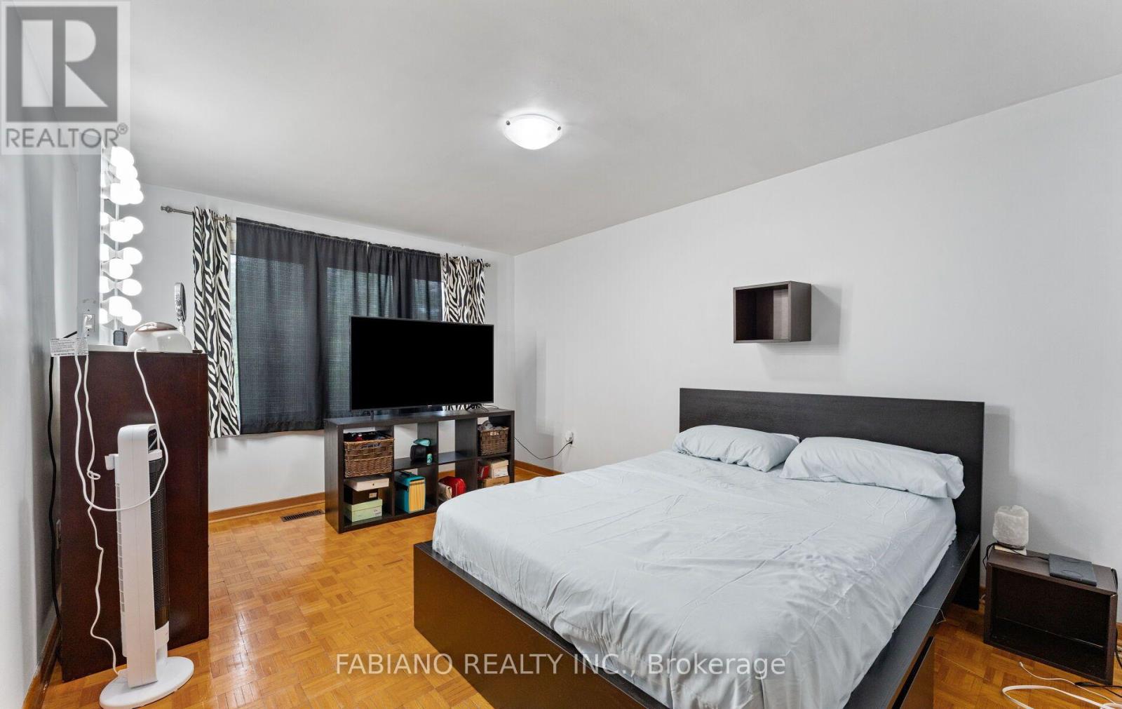 549 Gladstone Avenue, Toronto, Ontario  M6H 3J3 - Photo 20 - W13759914