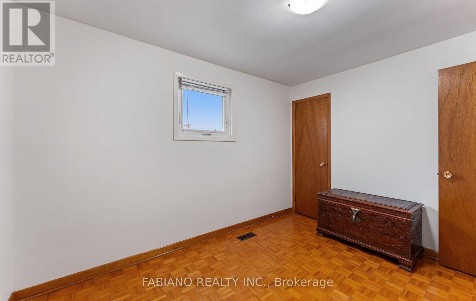 549 Gladstone Avenue, Toronto, Ontario  M6H 3J3 - Photo 24 - W13759914