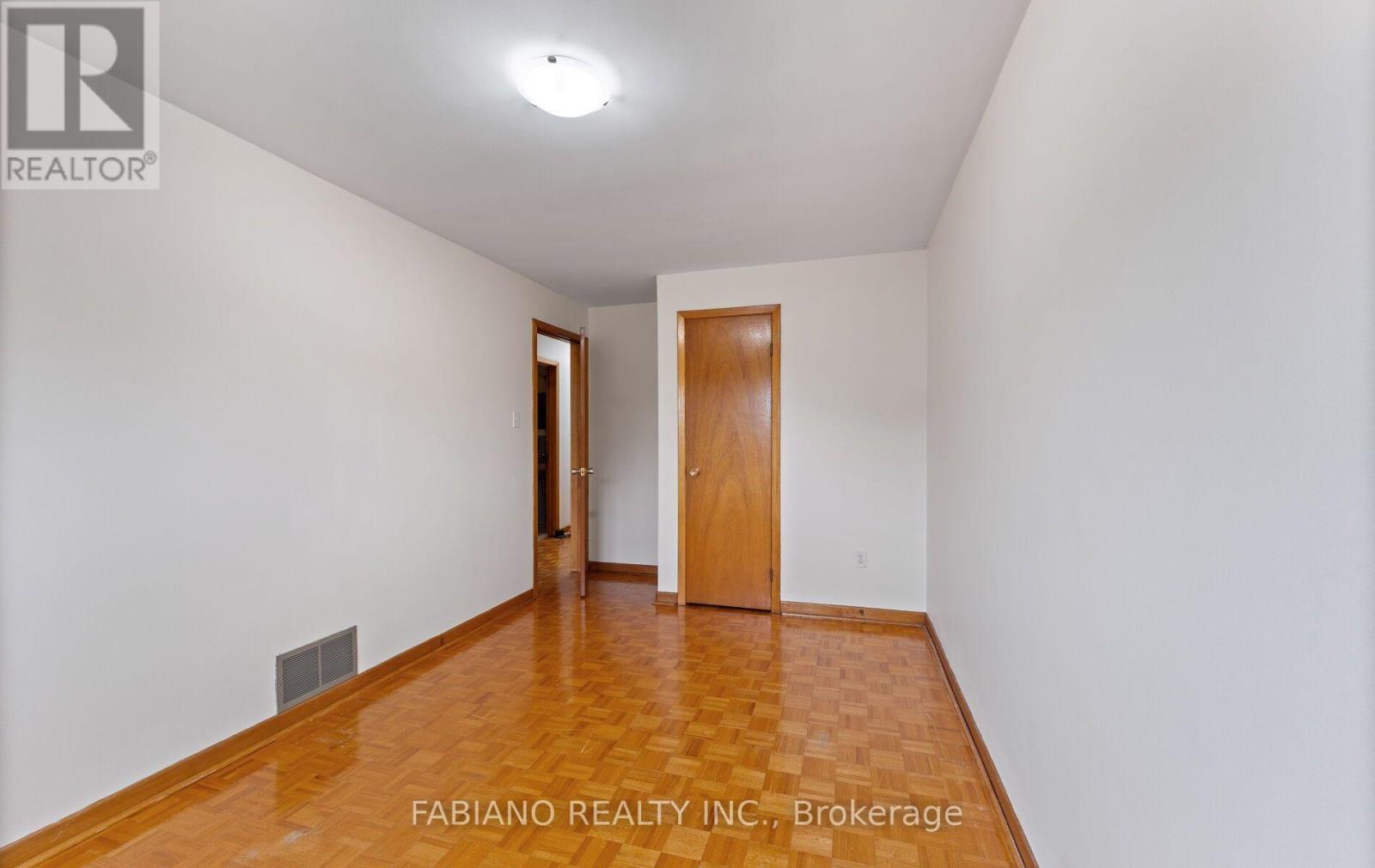 549 Gladstone Avenue, Toronto, Ontario  M6H 3J3 - Photo 30 - W13759914