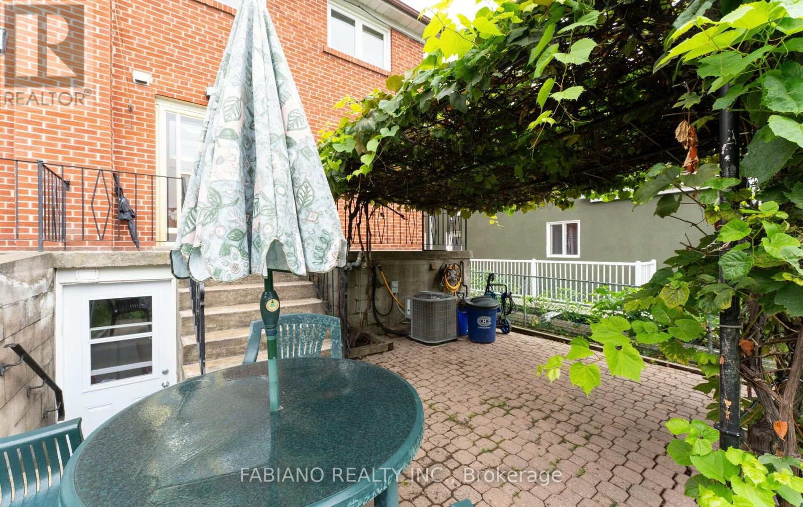 549 Gladstone Avenue, Toronto, Ontario  M6H 3J3 - Photo 42 - W13759914