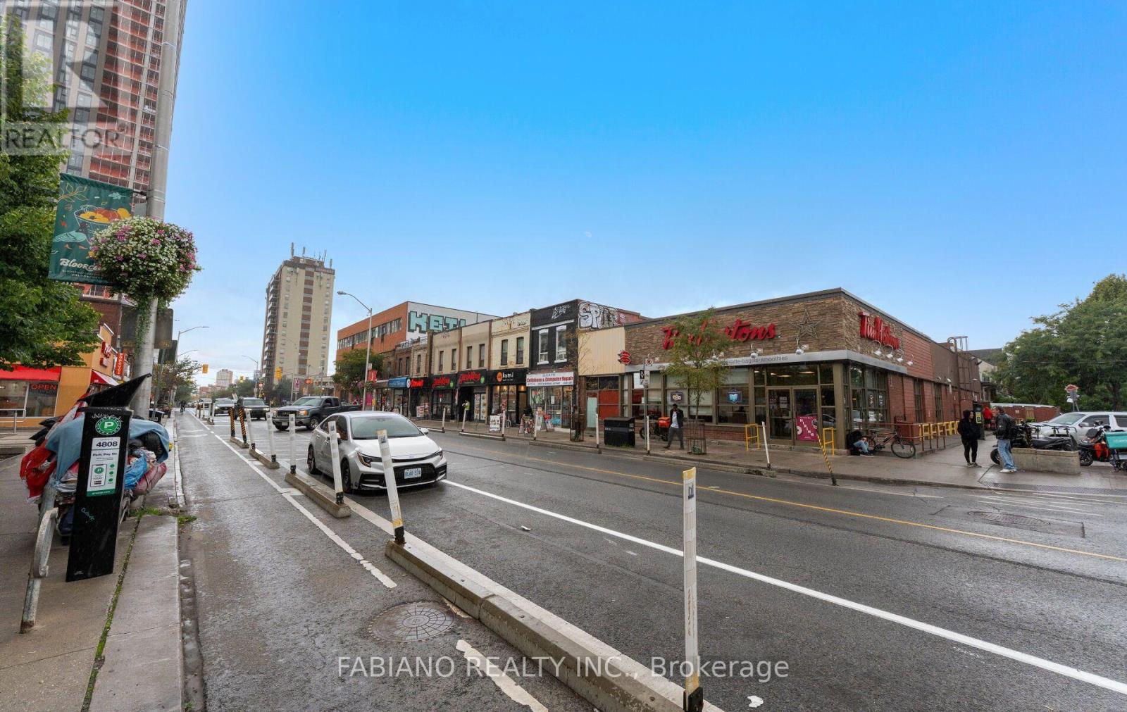 549 Gladstone Avenue, Toronto, Ontario  M6H 3J3 - Photo 47 - W13759914