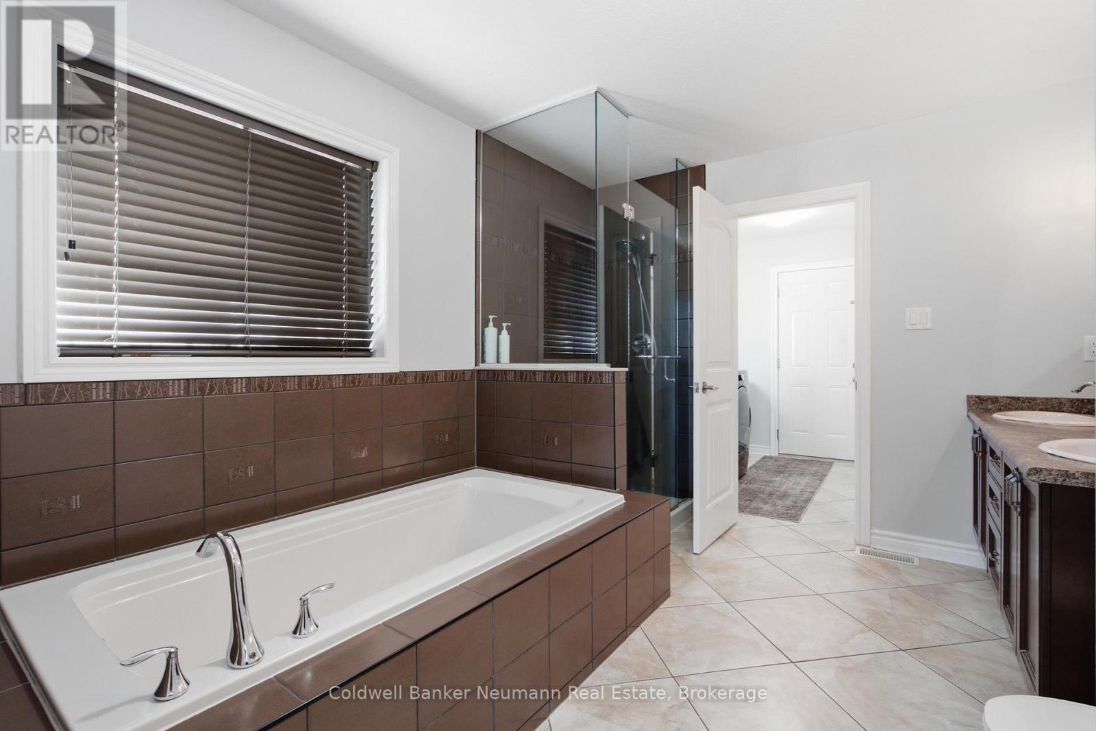 186 Goodwin Drive, Guelph, Ontario  N1L 0C7 - Photo 12 - X13759888