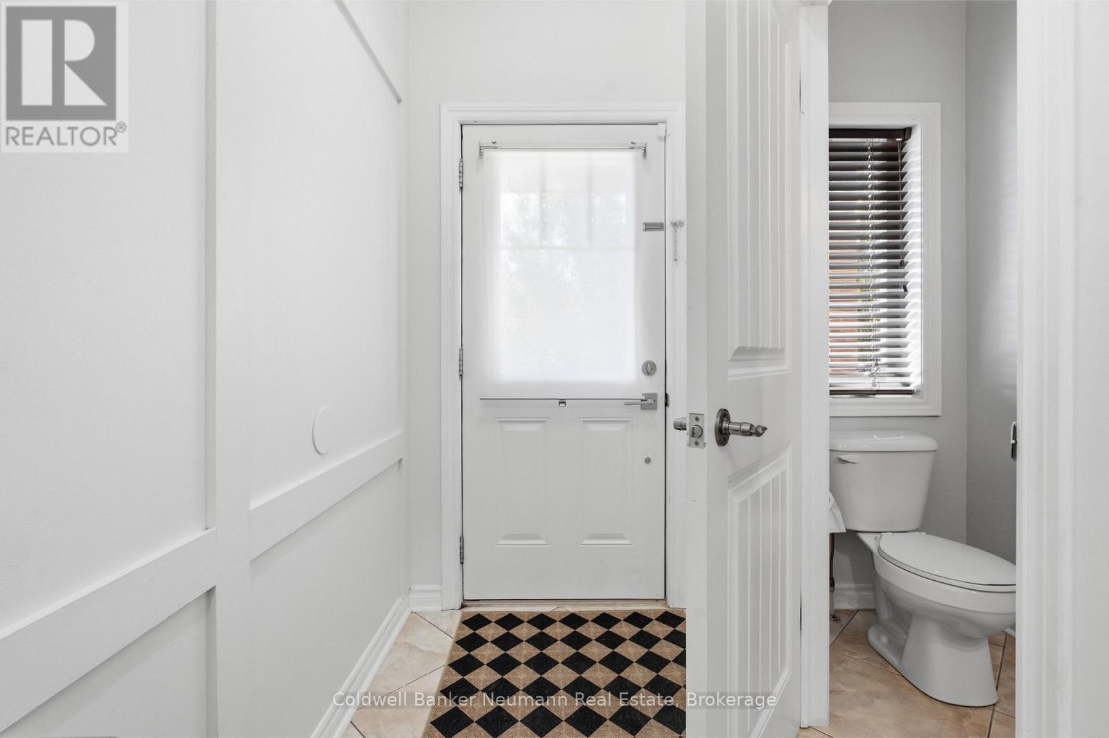 186 Goodwin Drive, Guelph, Ontario  N1L 0C7 - Photo 3 - X13759888
