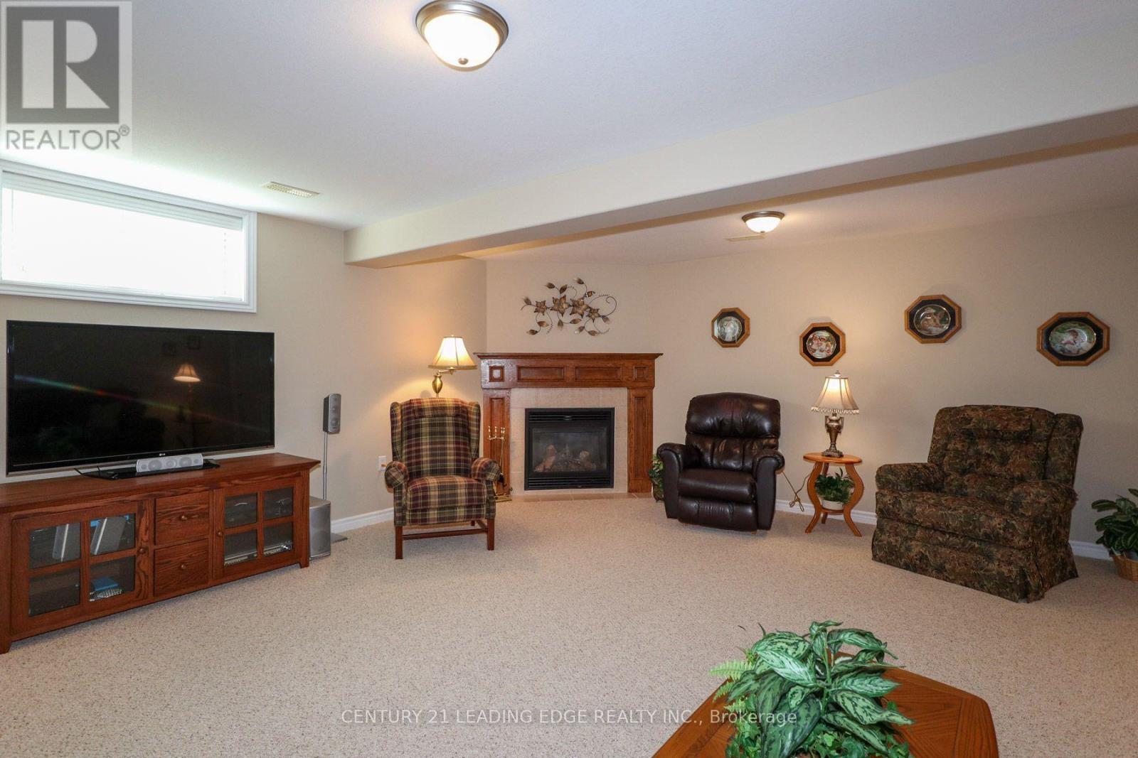 100 - 61 Village Crescent, Peterborough, Ontario K9J 0A9 - Photo 20 - X13759672