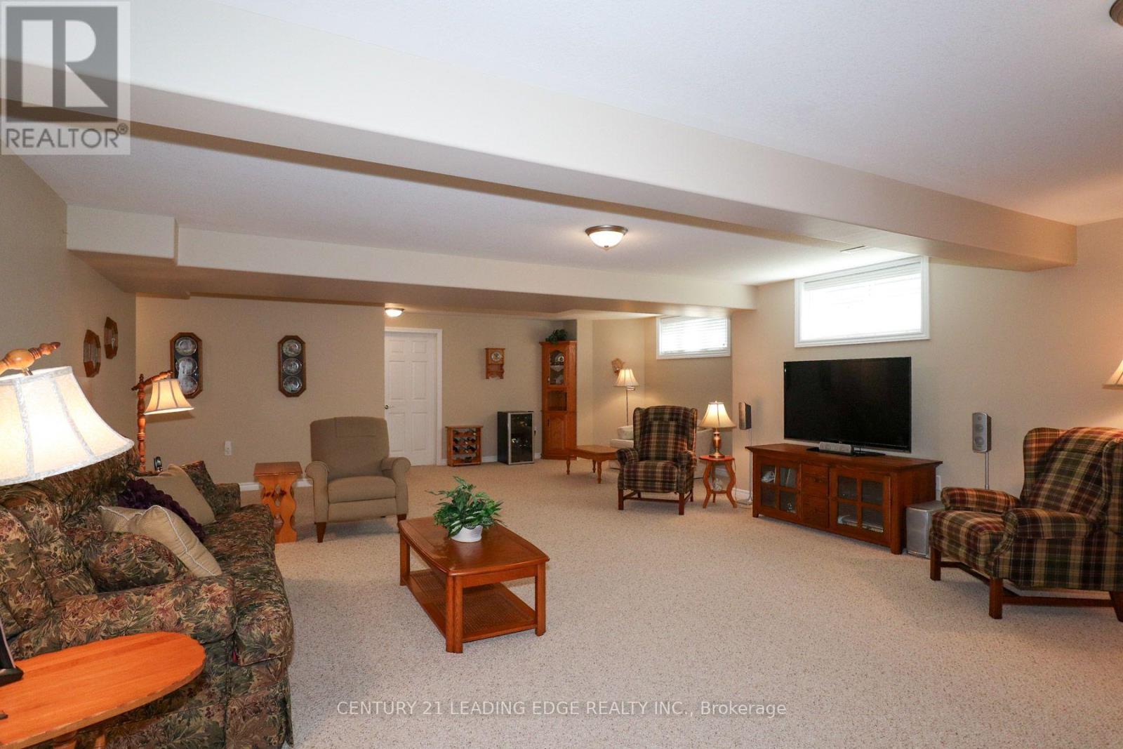 100 - 61 Village Crescent, Peterborough, Ontario K9J 0A9 - Photo 21 - X13759672