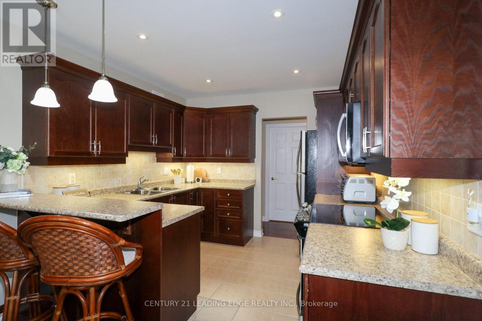 100 - 61 Village Crescent, Peterborough, Ontario K9J 0A9 - Photo 6 - X13759672
