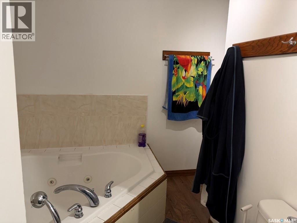 370 Arthur Street, Regina, Saskatchewan  S4R 4X2 - Photo 7 - SK047925