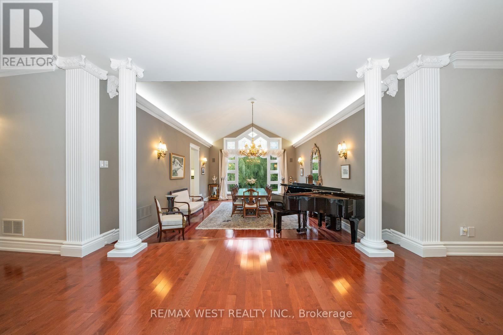 5775 Kirby Road, Vaughan, Ontario  L0J 1C0 - Photo 12 - N13752410