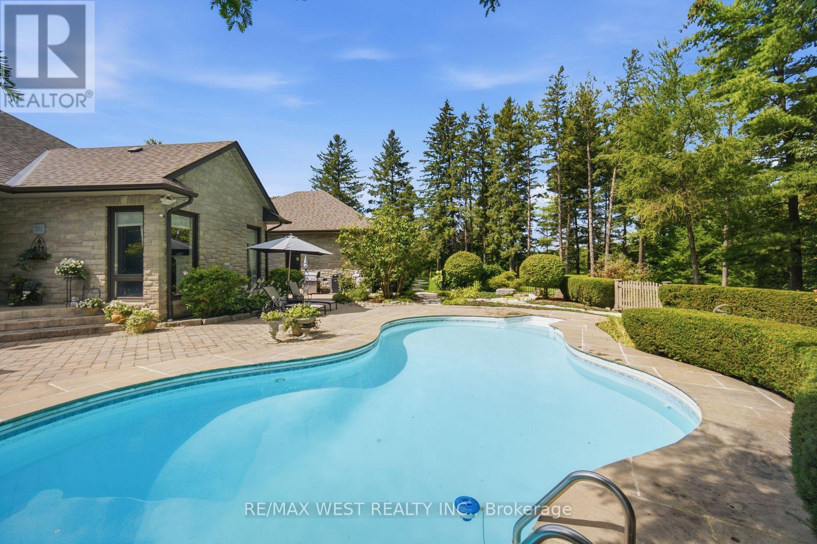 5775 Kirby Road, Vaughan, Ontario  L0J 1C0 - Photo 43 - N13752410