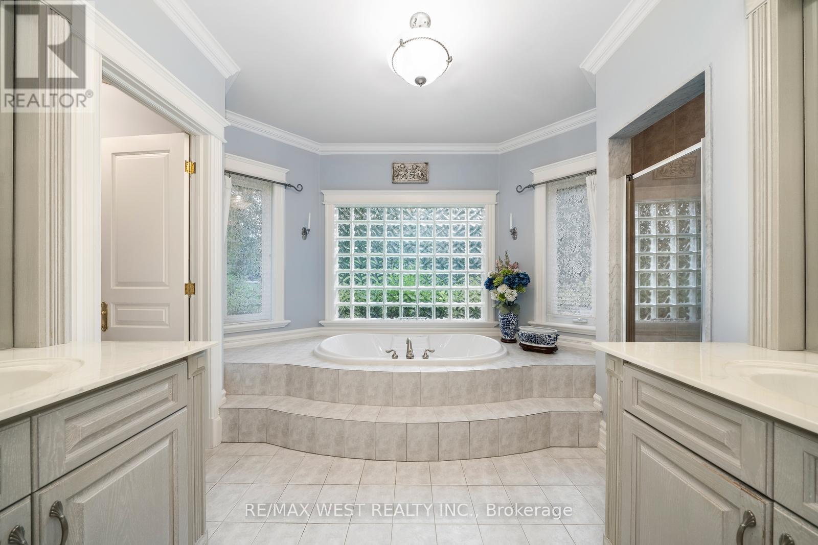 5775 Kirby Road, Vaughan, Ontario  L0J 1C0 - Photo 23 - N13752410