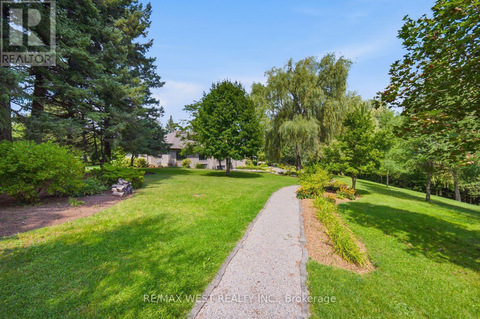 5775 Kirby Road, Vaughan, Ontario  L0J 1C0 - Photo 11 - N13752410