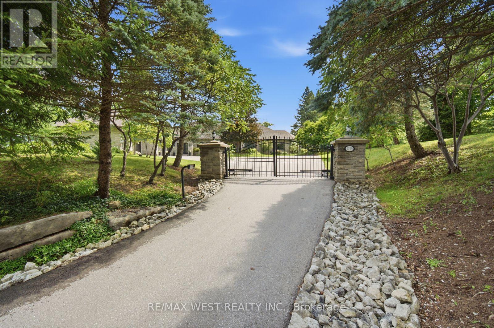 5775 Kirby Road, Vaughan, Ontario  L0J 1C0 - Photo 9 - N13752410
