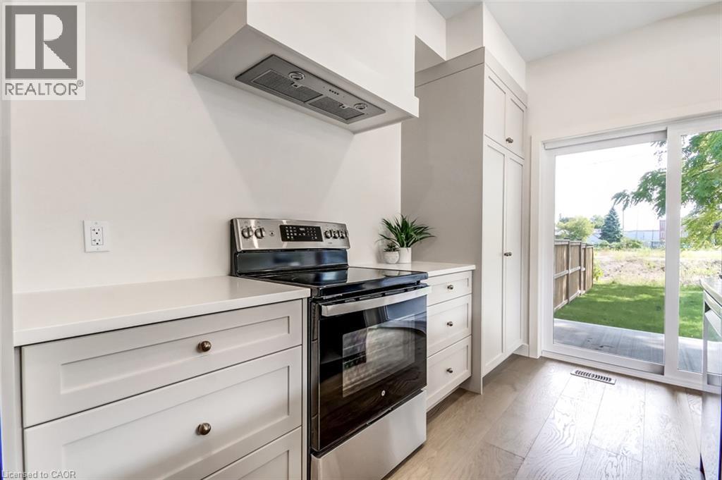 214 William Street, Delhi, Ontario  N4B 2E1 - Photo 5 - 40861569