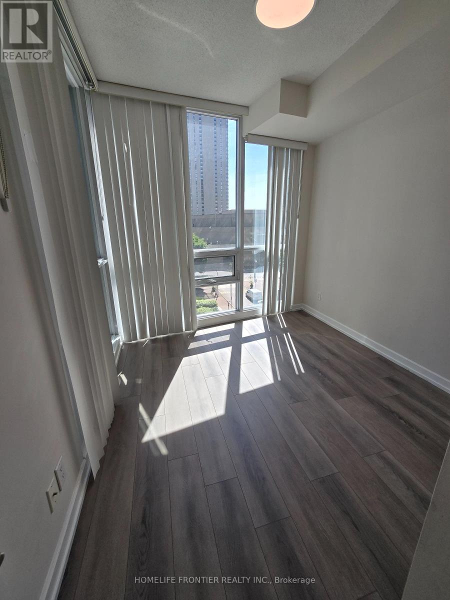 403 - 18 Harbour Street, Toronto, Ontario  M5J 2Z6 - Photo 2 - C13748564