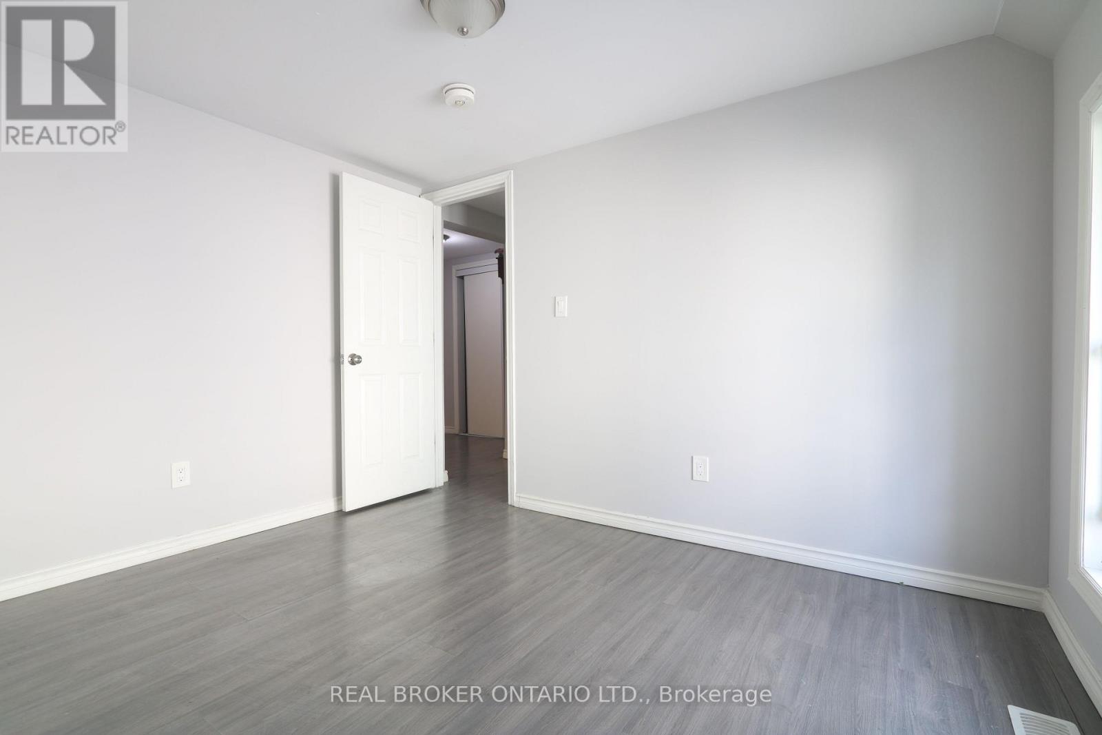 4424 Ellis Street, Niagara Falls, Ontario  L2E 1H4 - Photo 14 - X13755356