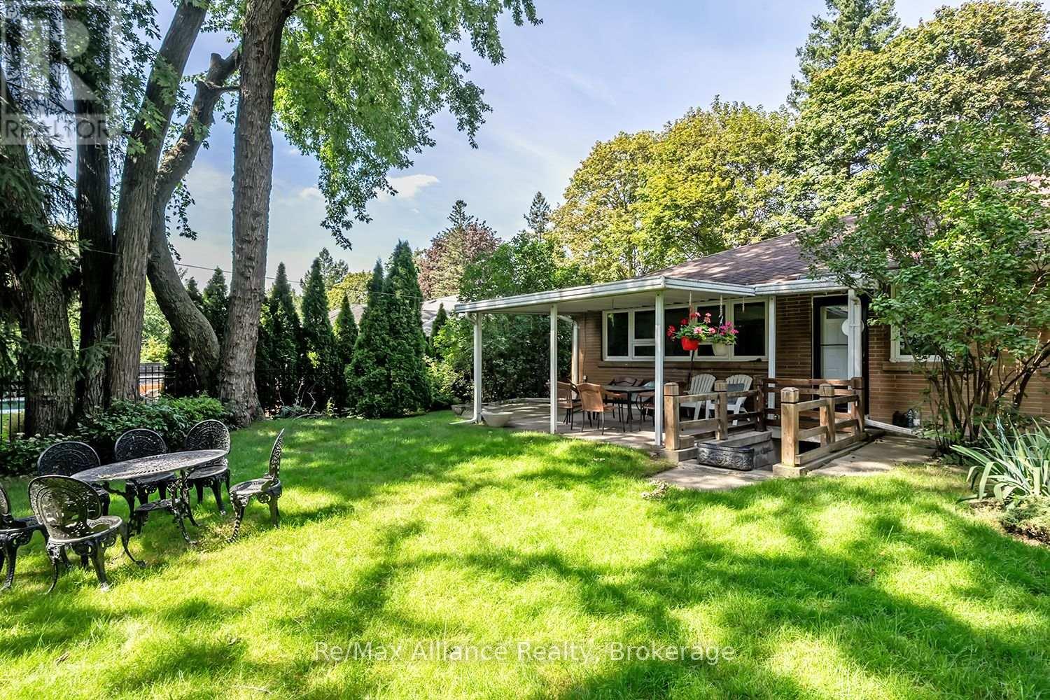 410 The Kingsway, Toronto, Ontario  M9A 3V9 - Photo 48 - W13755900