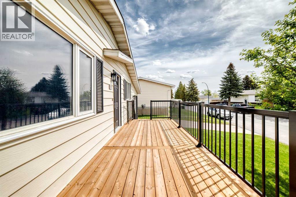 11 Huntstrom Place NE, Calgary, Alberta  T2K 5V9 - Photo 43 - A2336621
