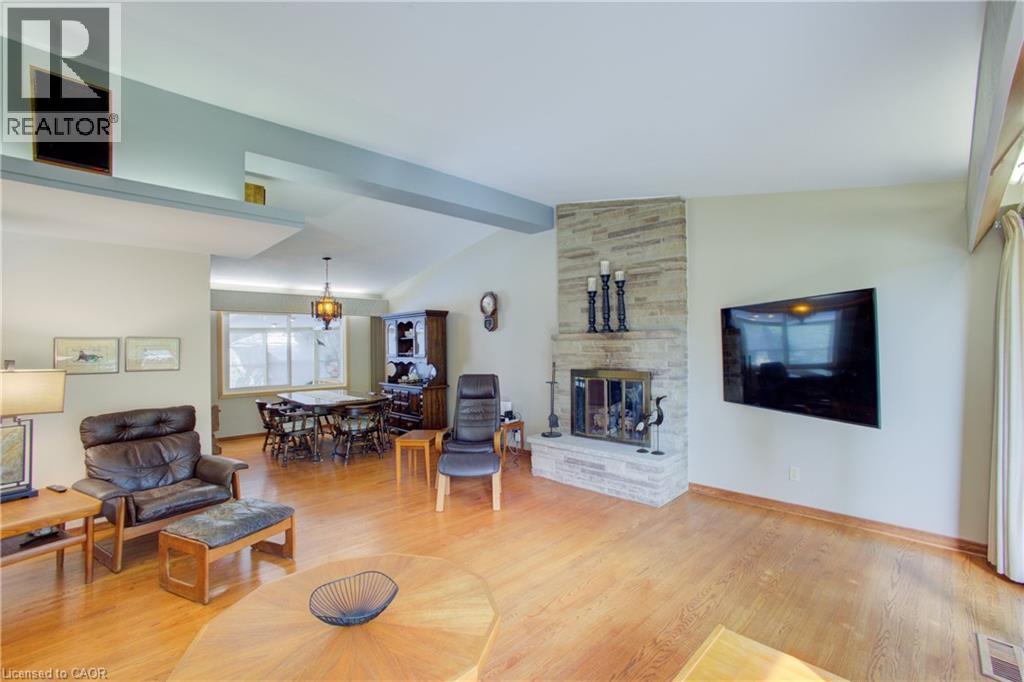204 Manchester Road, Kitchener, Ontario  N2B 1A2 - Photo 7 - 40860592