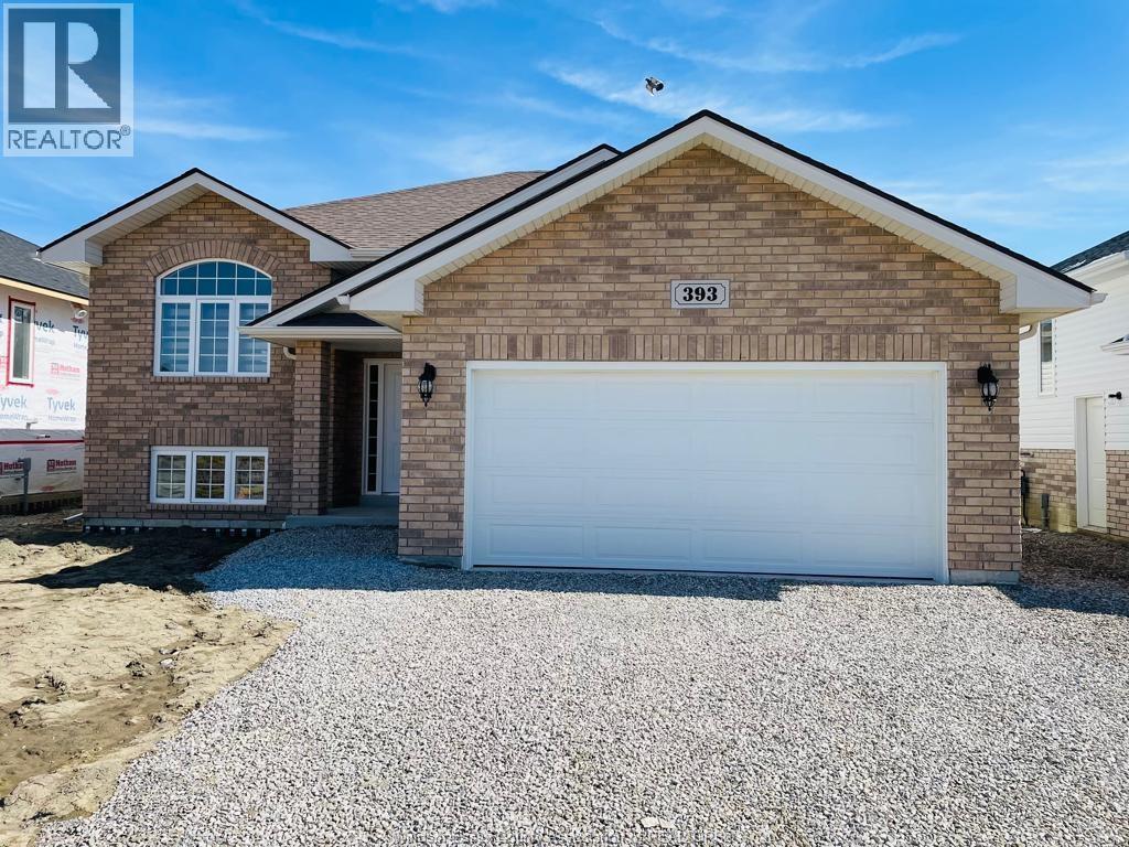 MLS# 26021928: 393 MULBERRY LANE, Lakeshore, Canada
