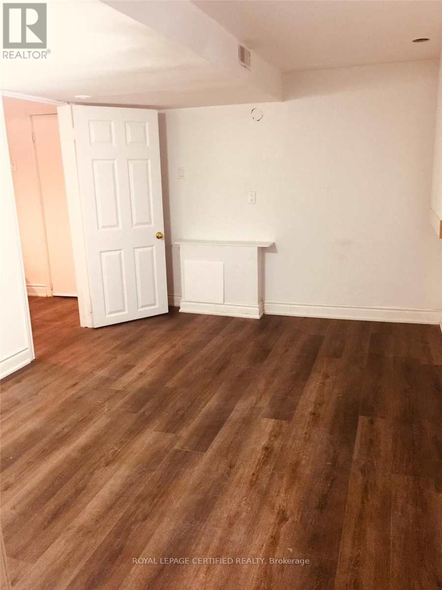Basement - 2528 Symington Court, Mississauga, Ontario  L5N 4L4 - Photo 6 - W13750032