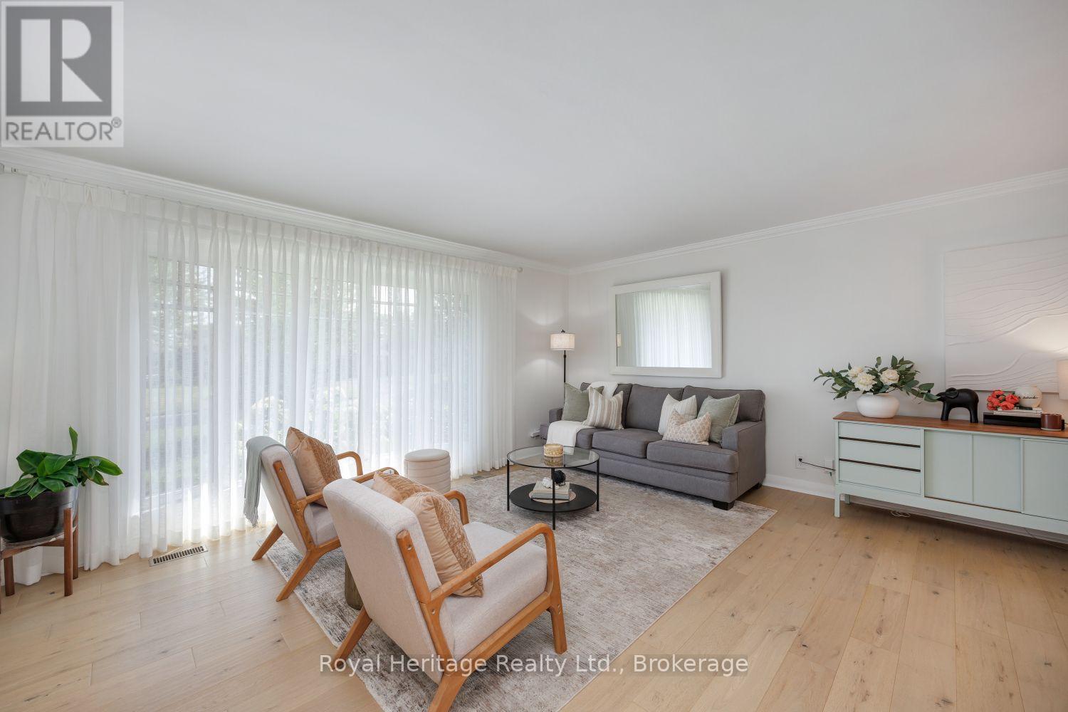 396 Jane Avenue, Oshawa, Ontario  L1J 3L4 - Photo 13 - E13759940