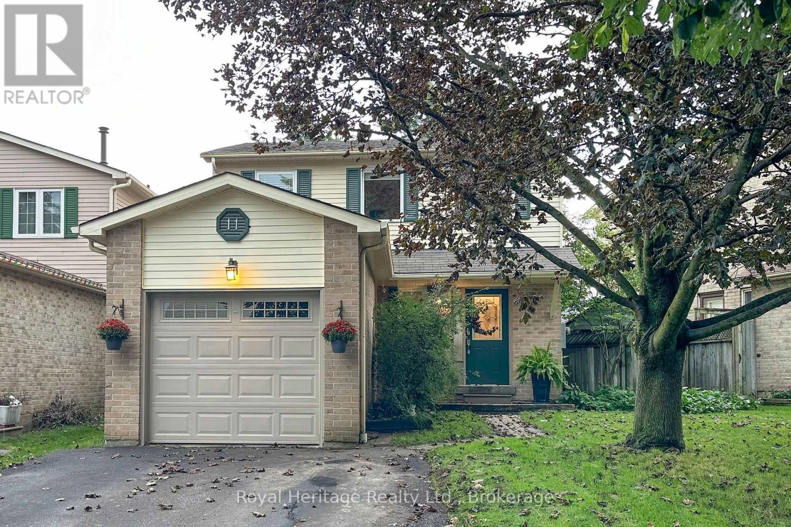 11 HARMAN DRIVE, Ajax, Ontario