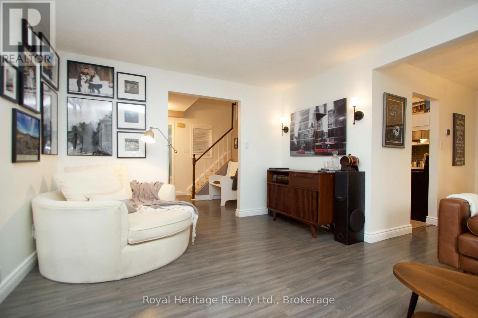 11 Harman Drive, Ajax, Ontario  L1S 5H4 - Photo 11 - E13759954