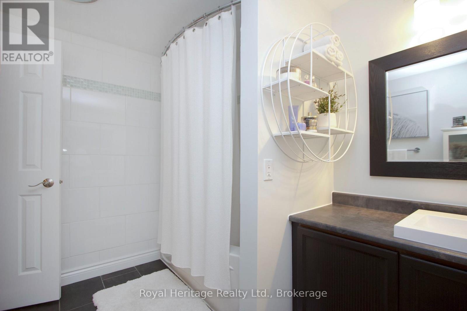 11 Harman Drive, Ajax, Ontario  L1S 5H4 - Photo 17 - E13759954