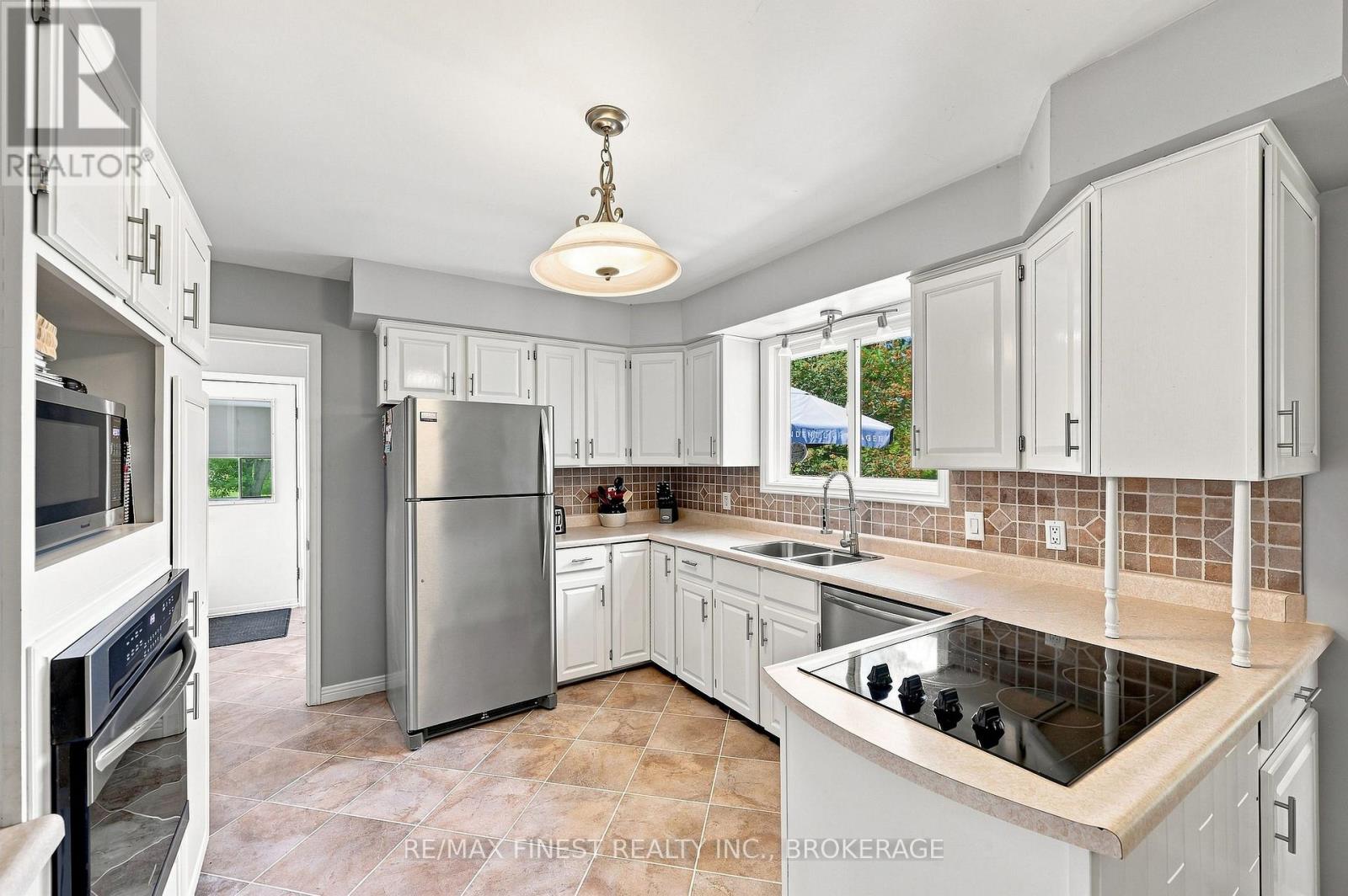 995 Bridge Street W, Greater Napanee, Ontario  K7R 3L1 - Photo 13 - X13759934
