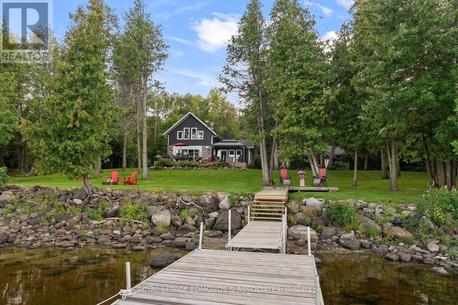106 WHITES BEACH TRAIL, Whitewater Region, Ontario