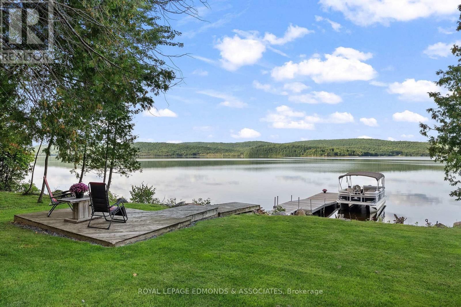 106 Whites Beach Trail, Whitewater Region, Ontario  K0J 2L0 - Photo 2 - X13760020