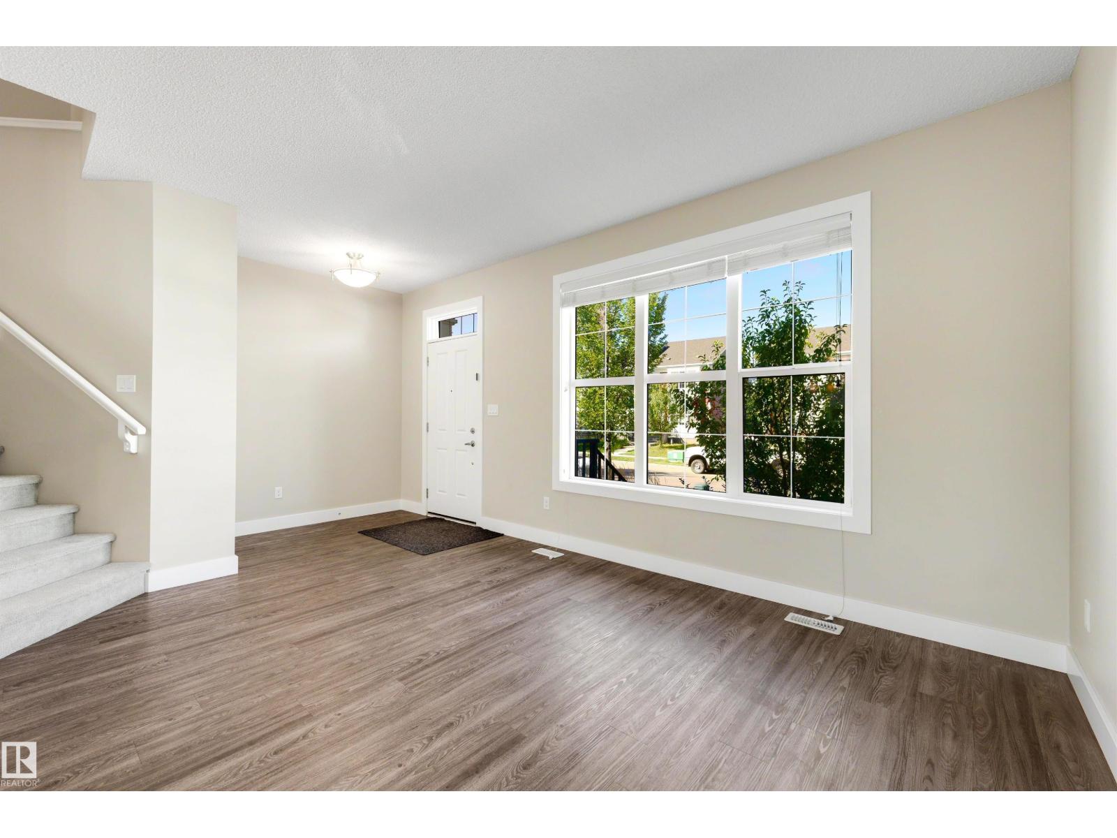 2125 24 St NW, Edmonton, Alberta  T6T 0Y4 - Photo 4 - E4506746