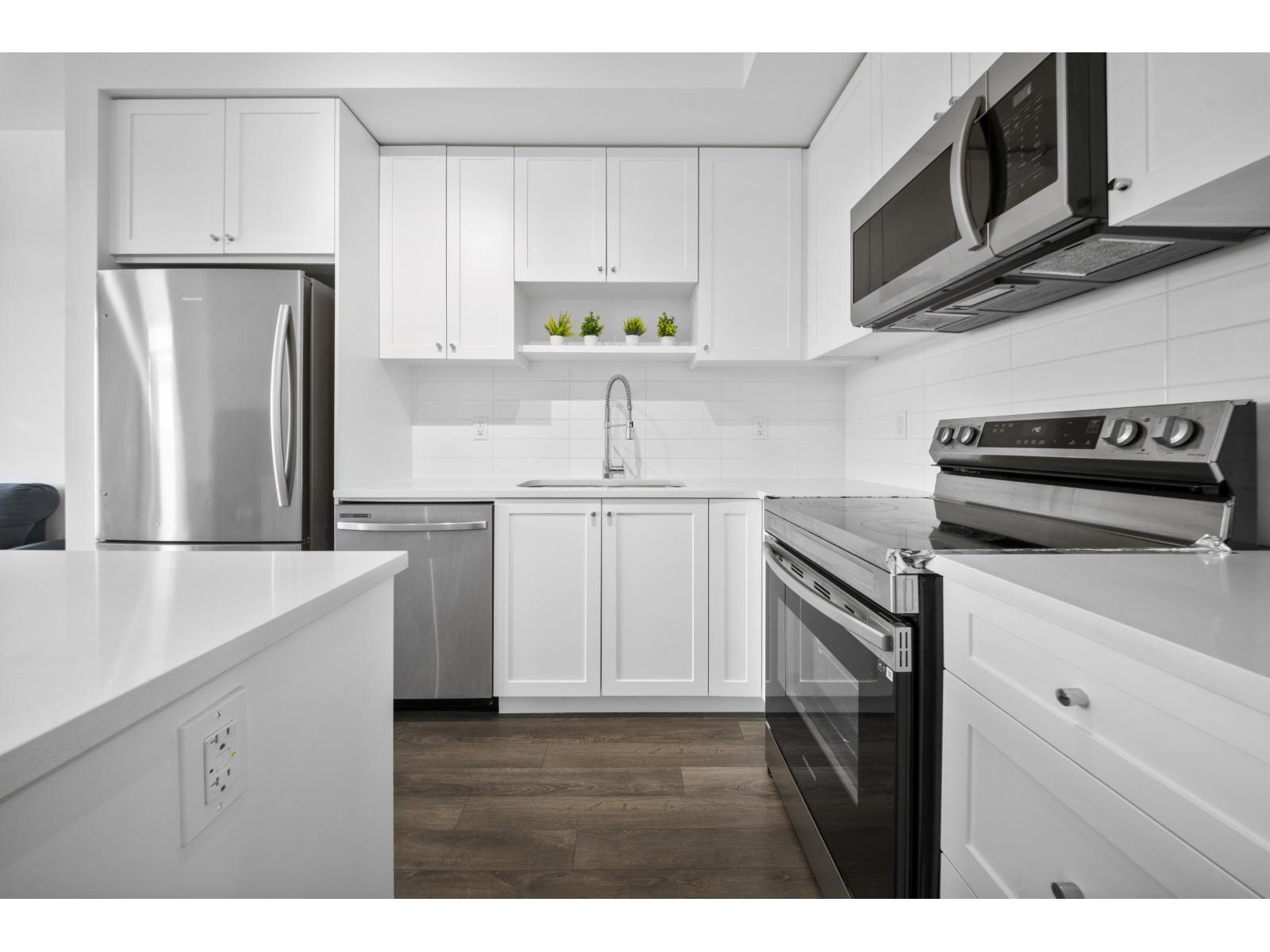 608 13623 81A AVENUE, surrey, British Columbia