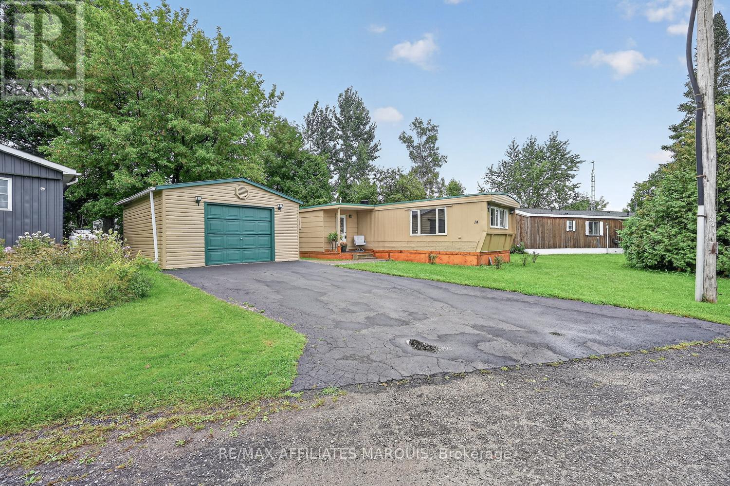 14 Saddle Avenue, Rideau Lakes, Ontario  K7A 0J4 - Photo 2 - X13759978